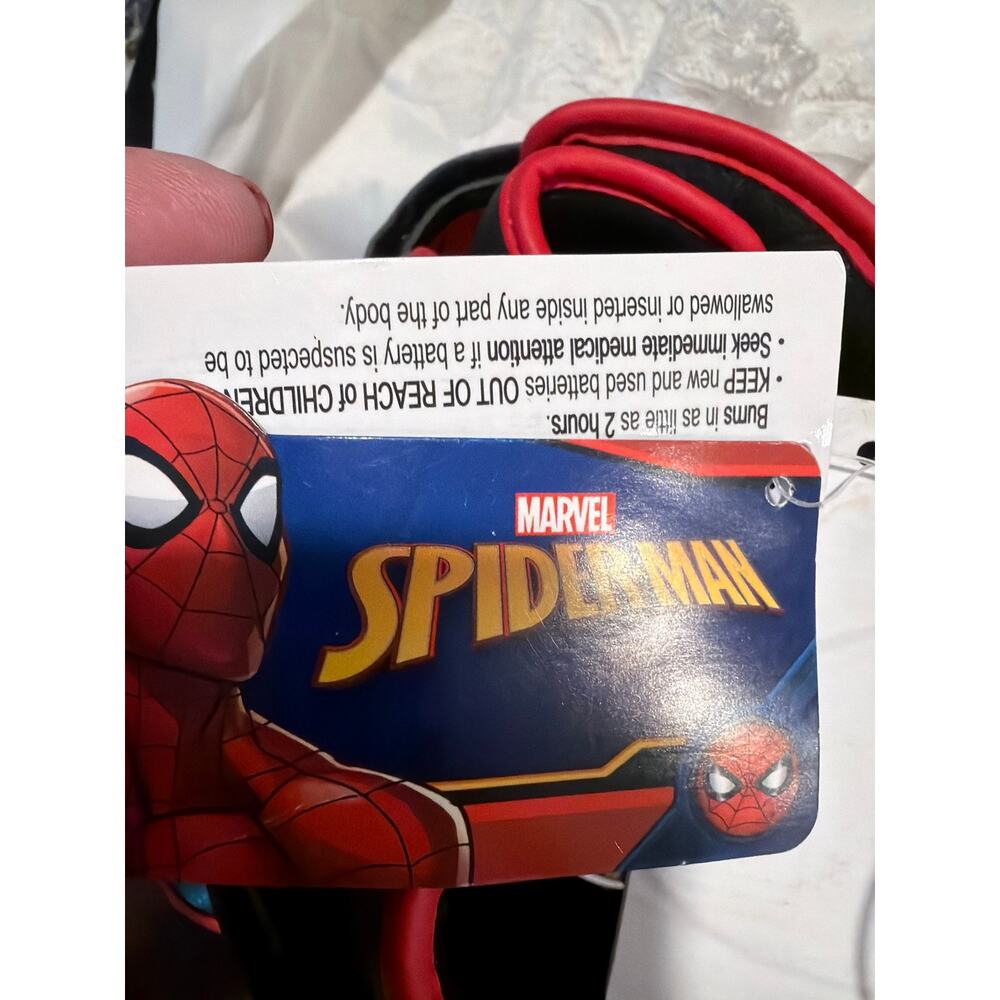 NWT SPIDER-MAN Waterproof Insulated Snow Boots w/Lights toddler 9 - Picture 4 of 5